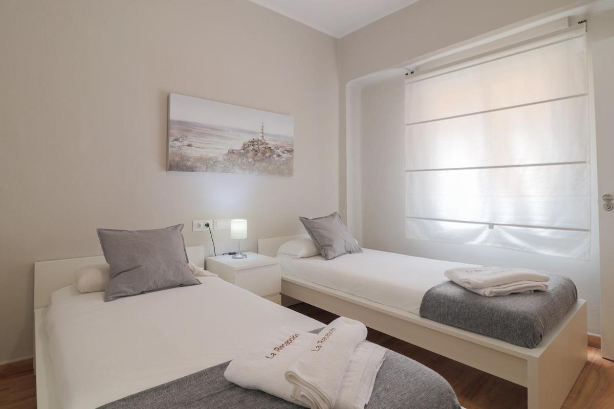C102 - Huge And Stylish 5 Bedroom By The Center 말라가 외부 사진