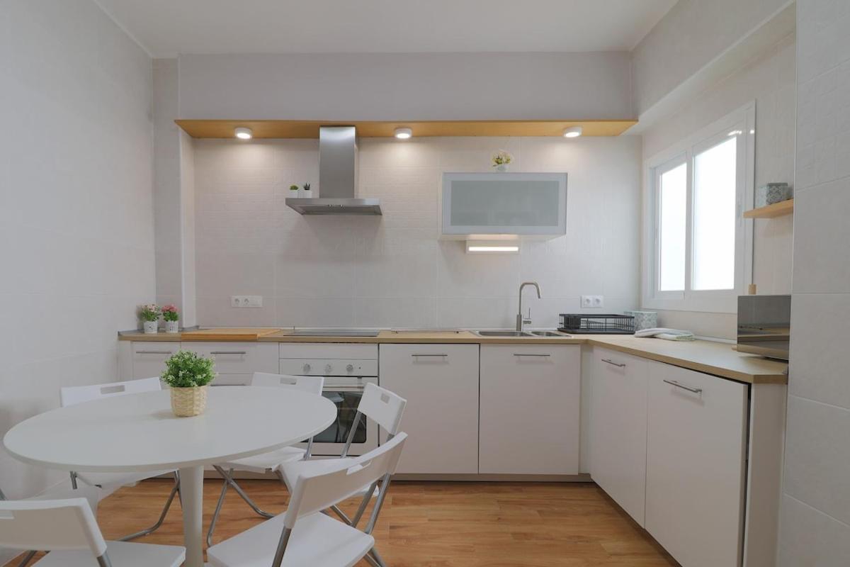 C102 - Huge And Stylish 5 Bedroom By The Center 말라가 외부 사진